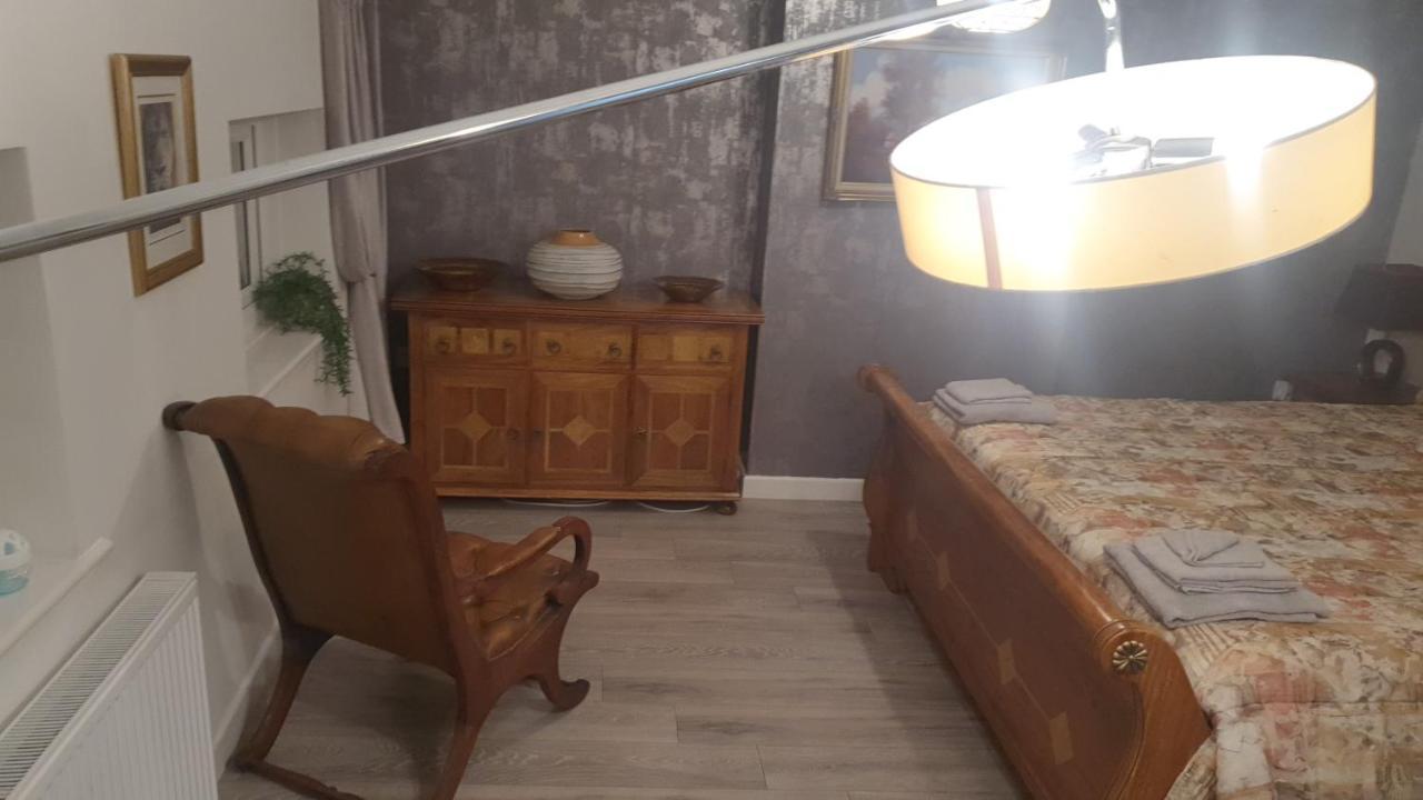 Tidworth House 1905 - Self Catering Serviced Apartment מראה חיצוני תמונה