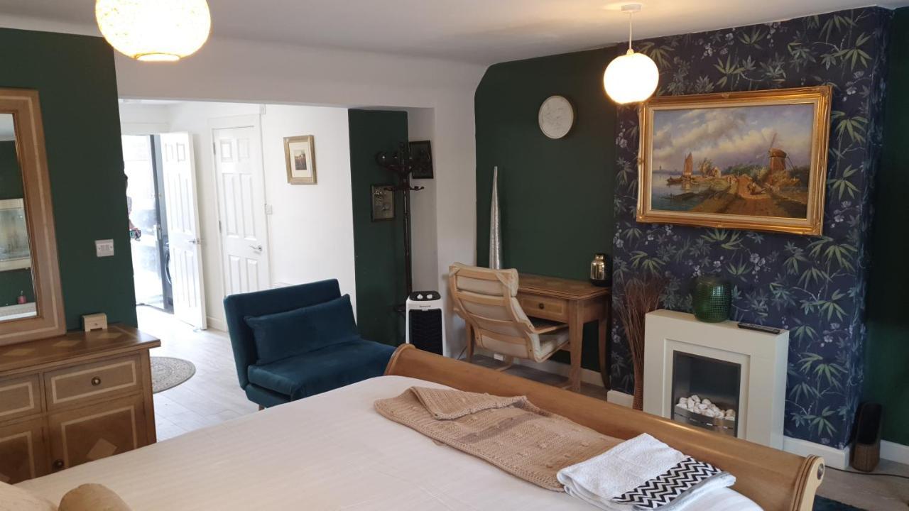 Tidworth House 1905 - Self Catering Serviced Apartment מראה חיצוני תמונה
