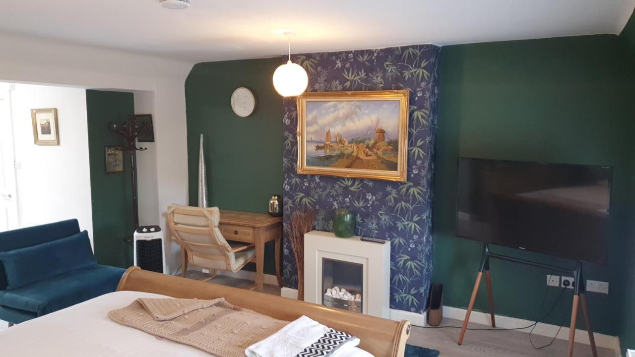 Tidworth House 1905 - Self Catering Serviced Apartment מראה חיצוני תמונה