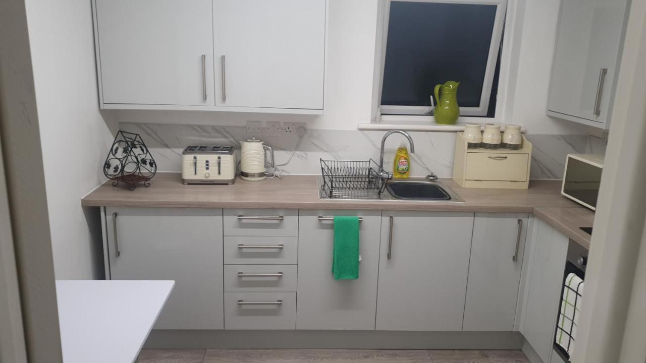 Tidworth House 1905 - Self Catering Serviced Apartment מראה חיצוני תמונה