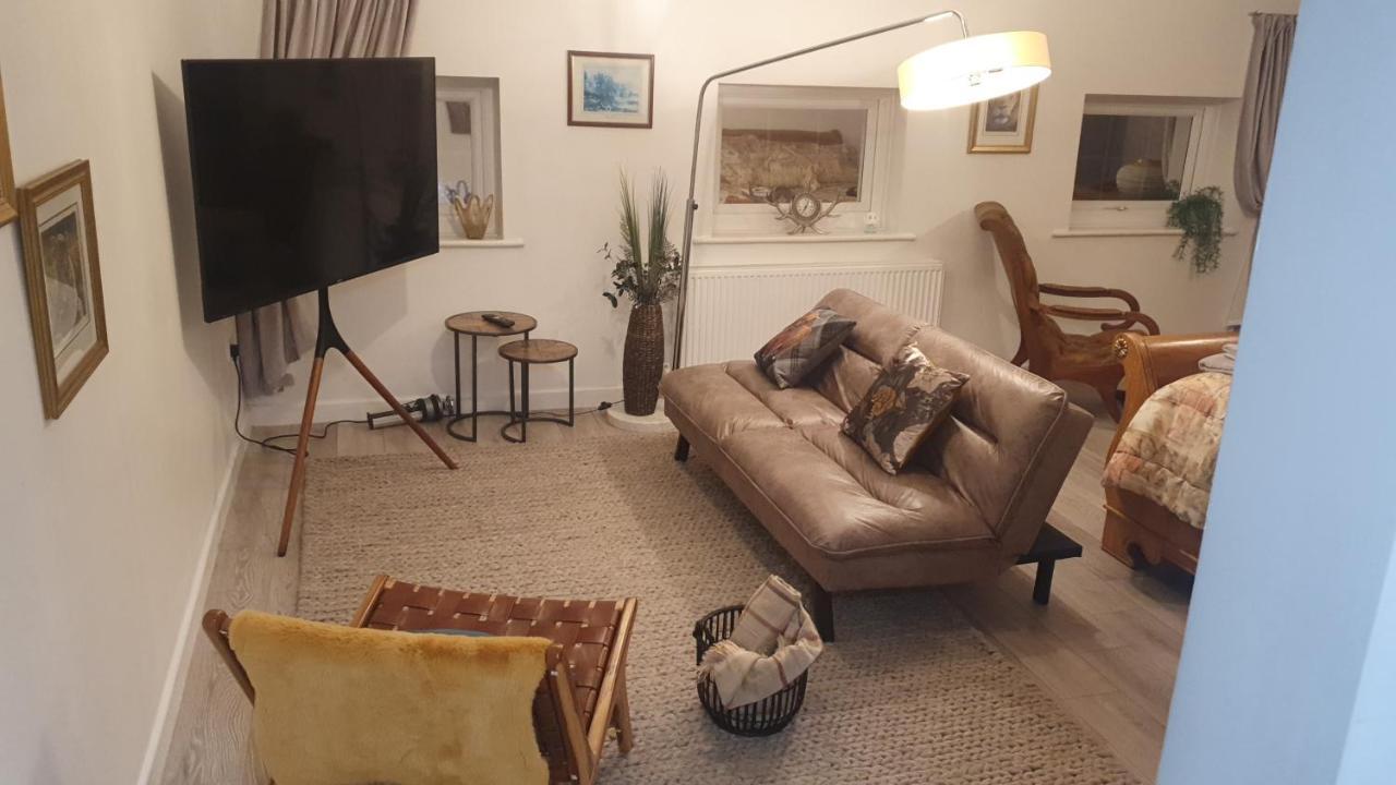 Tidworth House 1905 - Self Catering Serviced Apartment מראה חיצוני תמונה
