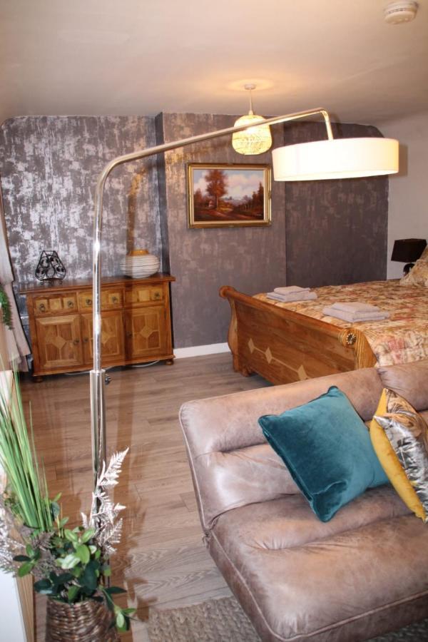 Tidworth House 1905 - Self Catering Serviced Apartment מראה חיצוני תמונה