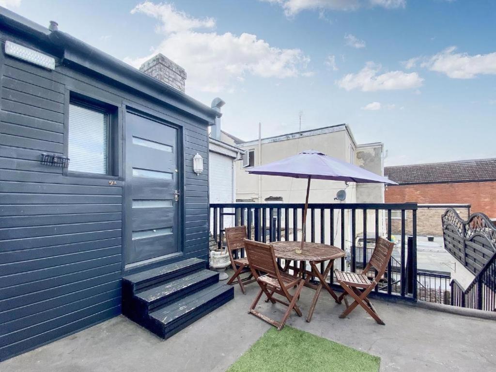 Tidworth House 1905 - Self Catering Serviced Apartment מראה חיצוני תמונה