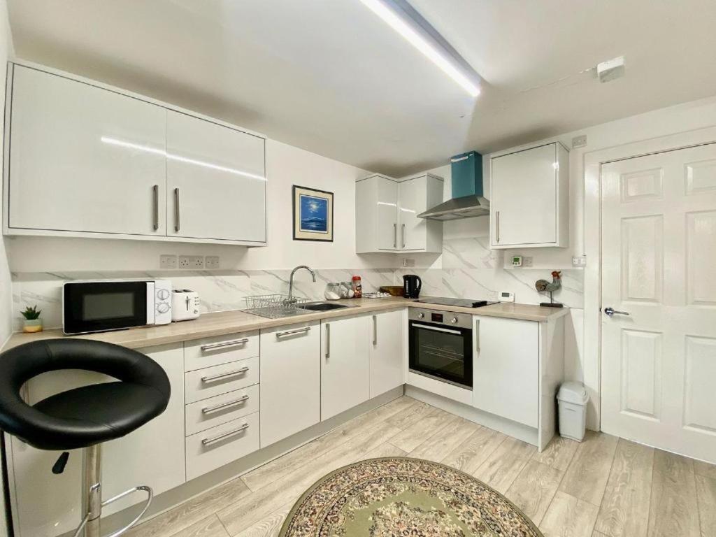 Tidworth House 1905 - Self Catering Serviced Apartment מראה חיצוני תמונה